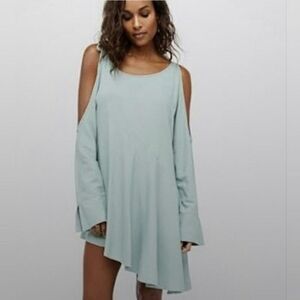 Free people Clear skies cold shoulder tunic Mint SZ SP